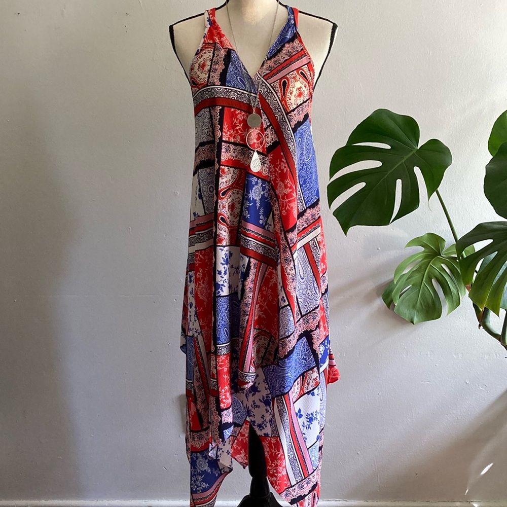 S.L. Fashions Women's V Neck size Small